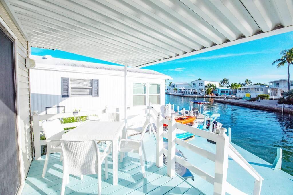 Oceania... Water Front Cottage Retreat ~ Cudjoe Key エクステリア 写真